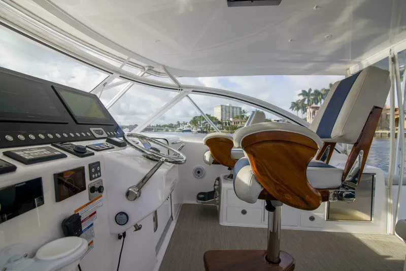 Slide: The Image of Cabo 41 Justice - Exterior Helm 2020 Cabo 41 Express Justice - 5837098