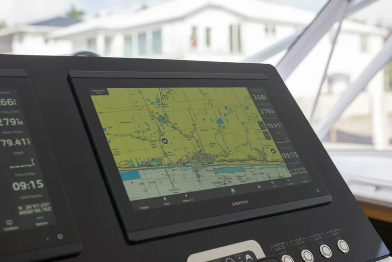 Slide: The Image of Cabo 41 Justice - Exterior Helm 2020 Cabo 41 Express Justice - 5837104