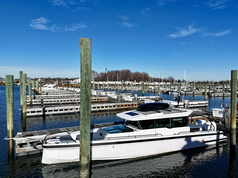 Slide: The Image of Axopar 37 Cross Cabin 2023 - 5837257