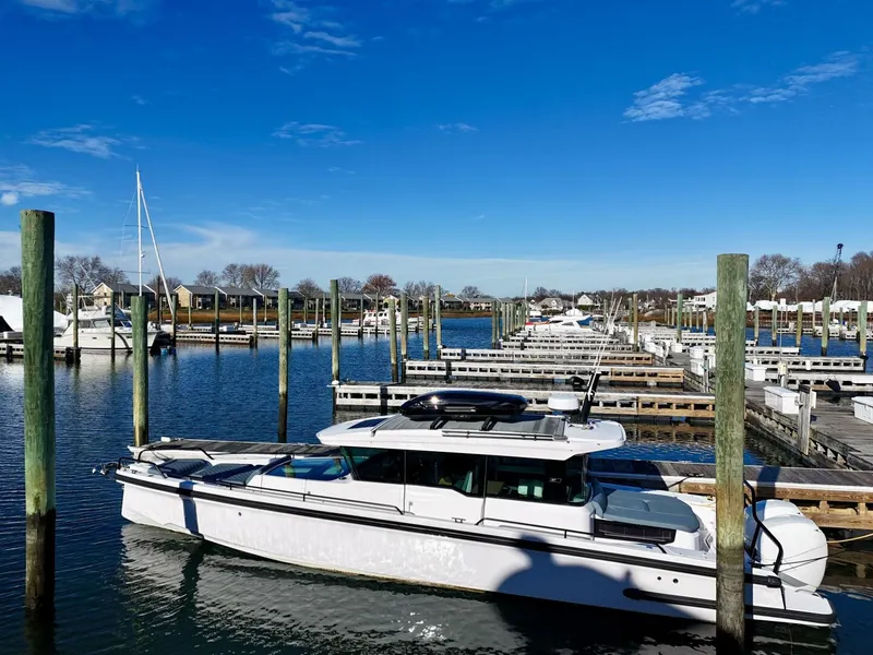 Slide: The Image of Axopar 37 Cross Cabin 2023 - 5837259