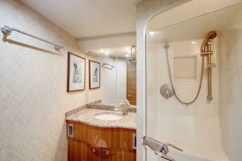 Slide: The Image of Viking 56 - GIANNA MARIE - Guest Head 2007 Viking 56 Convertible GIANNE MARIE - 7652272