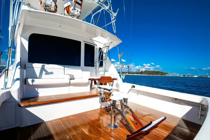 Slide: The Image of Viking 56 - GIANNA MARIE - Cockpit 2007 Viking 56 Convertible GIANNE MARIE - 7652281