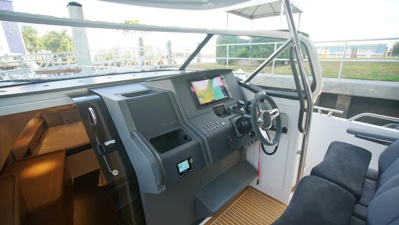 Slide: The Image of 2024 Nimbus Tender 11 #258 Helm Station - 5837664