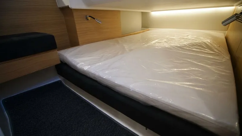 Slide: The Image of 2024 Nimbus Tender 11 #258 Cabin Berth - 5837665