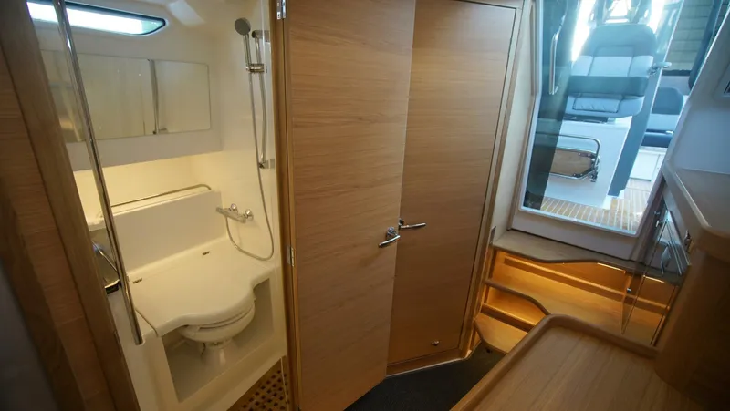 Slide: The Image of 2024 Nimbus Tender 11 #258 Head - 5837667