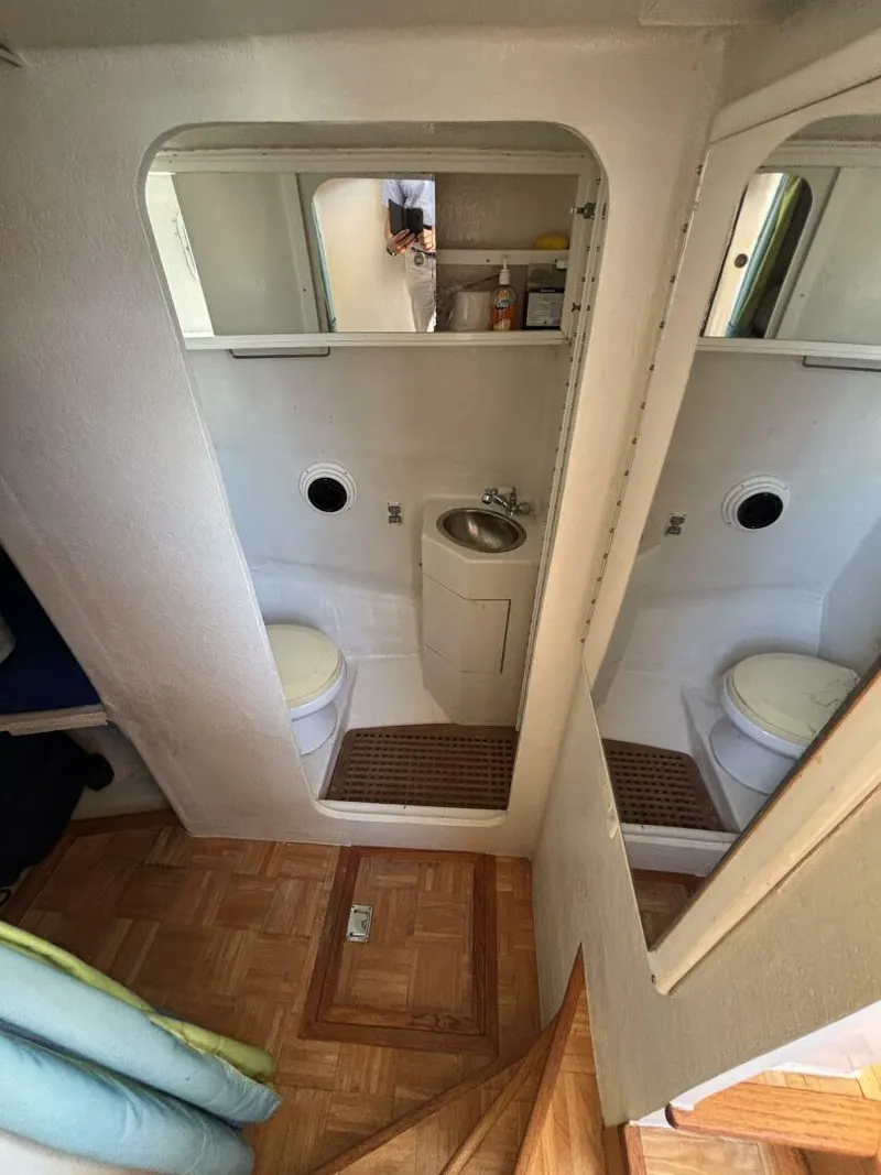 Slide: The Image of Crusader Boats 34 2006 - 5837937