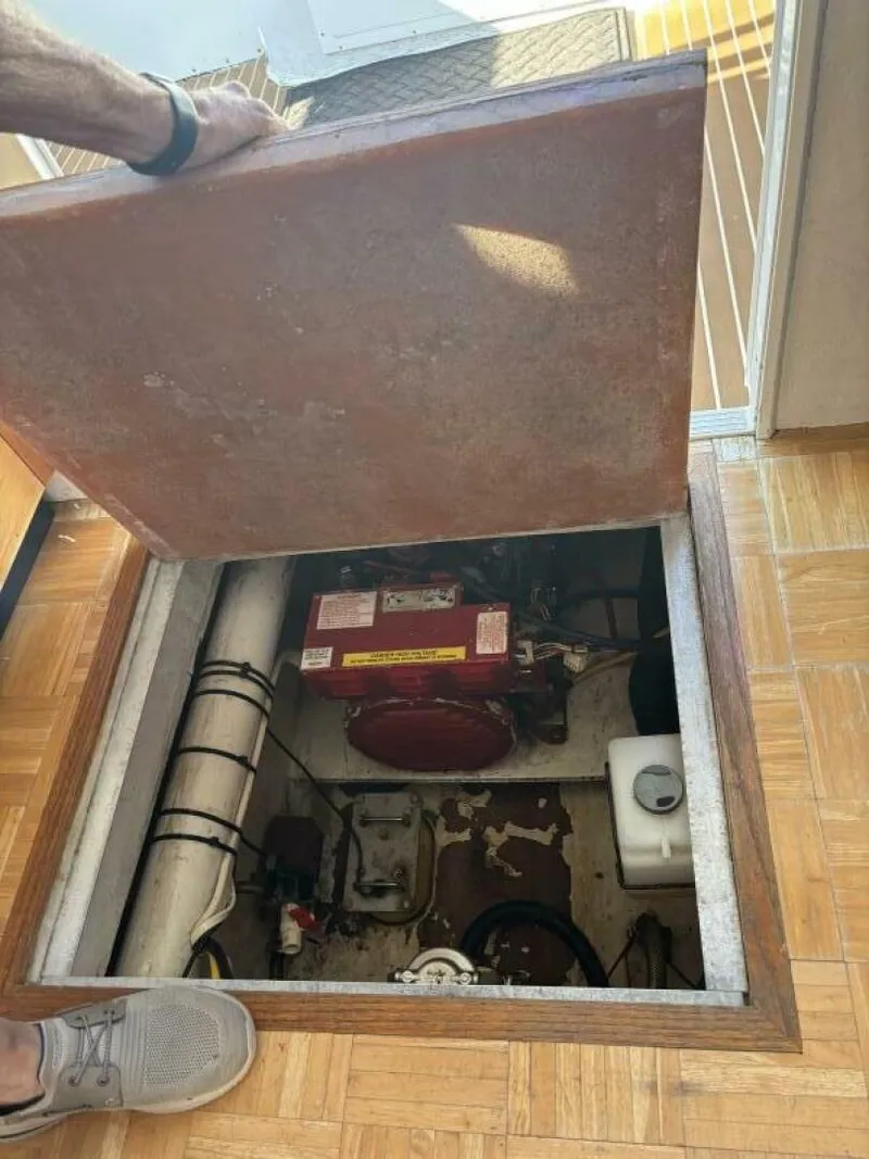 Slide: The Image of Crusader Boats 34 2006 - 5837940