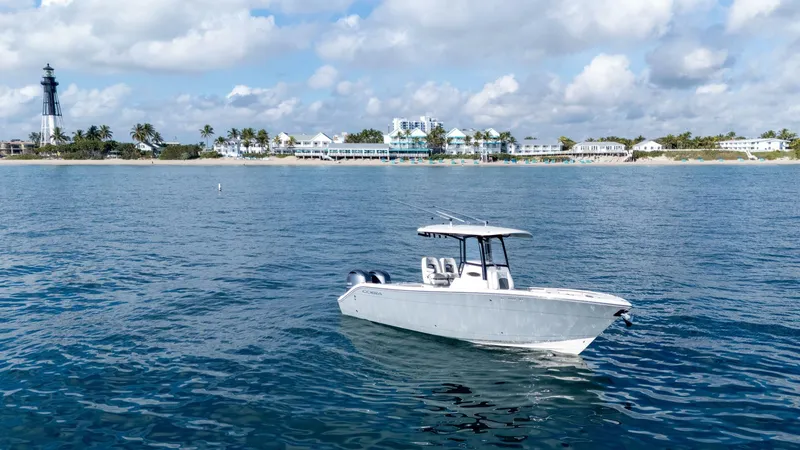 Slide: The Image of Cobia 262 Center Console 2021 - 5837945