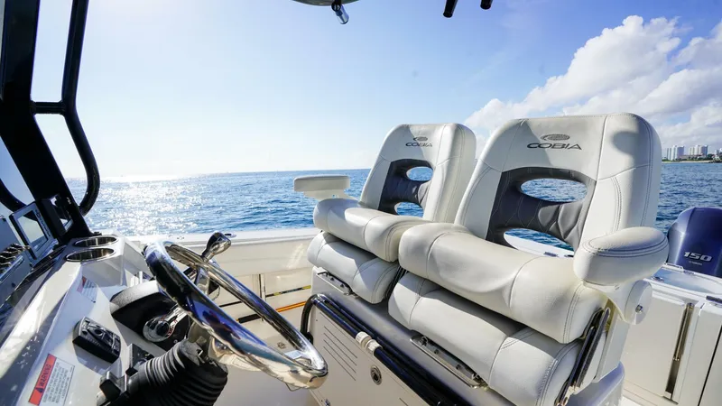 Slide: The Image of Cobia 262 Center Console 2021 - 5837961