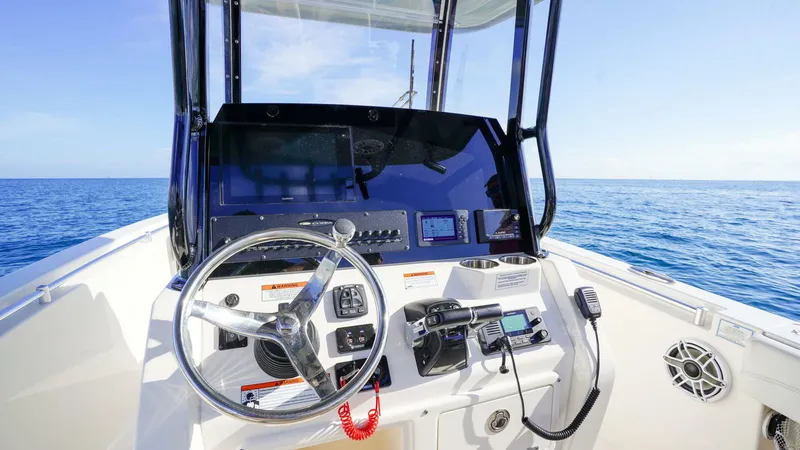 Slide: The Image of Cobia 262 Center Console 2021 - 5837962