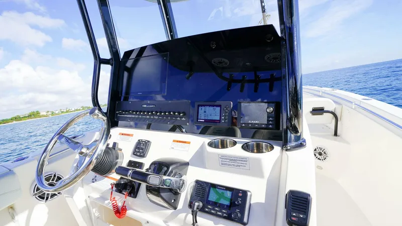 Slide: The Image of Cobia 262 Center Console 2021 - 5837963