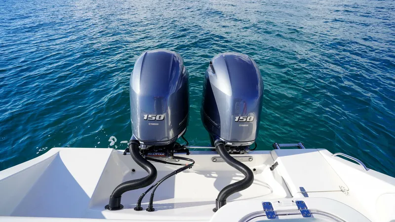 Slide: The Image of Cobia 262 Center Console 2021 - 5837950