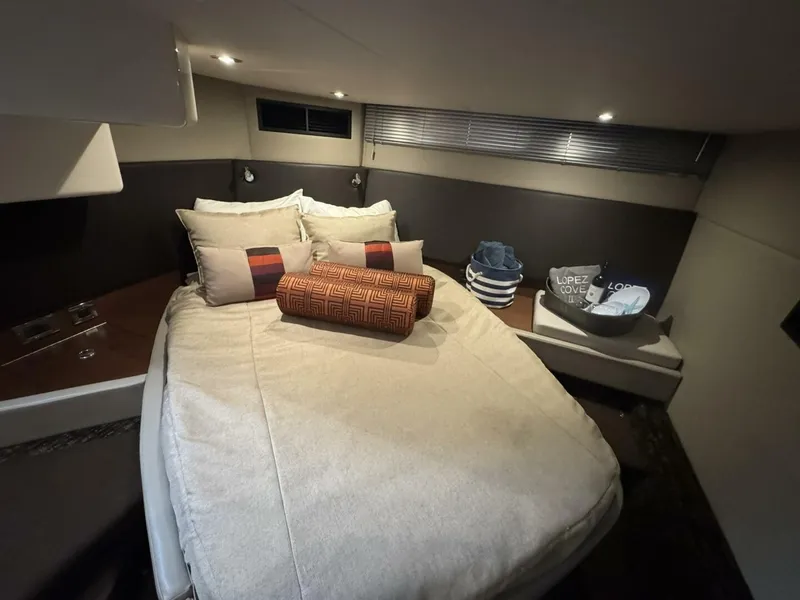 Slide: The Image of 2016 Sea Ray 470 Sundancer 'Lopez Cove II' - Master Stateroom  - 5842431