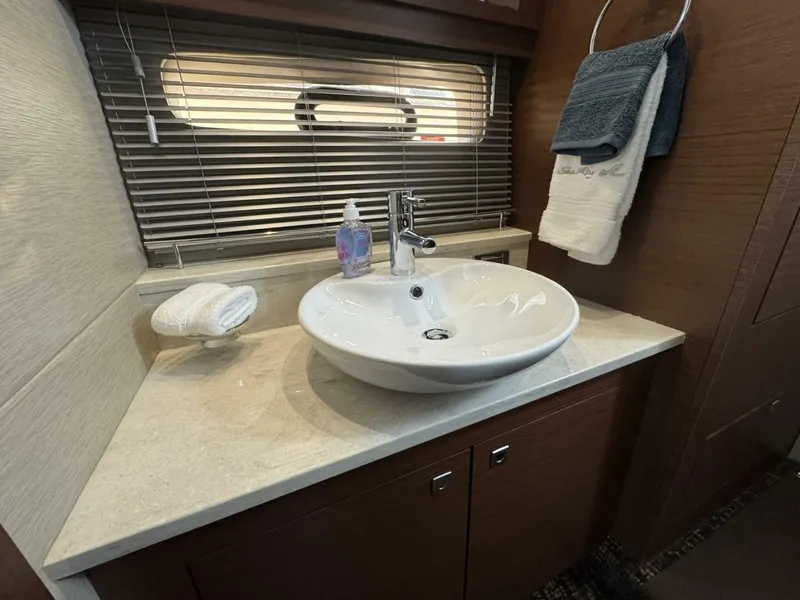 Slide: The Image of 2016 Sea Ray 470 Sundancer 'Lopez Cove II' - VIP Head - 5842433