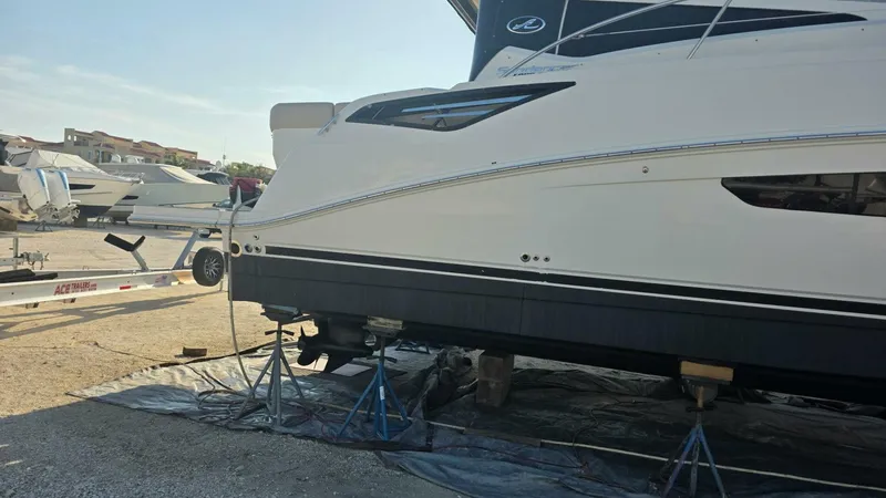 Slide: The Image of 2016 Sea Ray 470 Sundancer 'Lopez Cove II' - Bottom Paint - 5842426