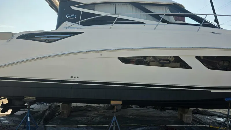 Slide: The Image of 2016 Sea Ray 470 Sundancer 'Lopez Cove II' - Bottom Paint - 5842428