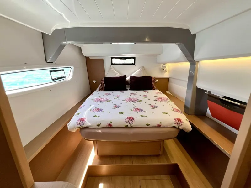 Slide: The Image of Excess 14 2023 - 5839252