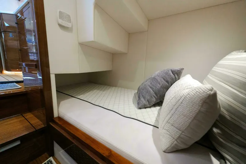 Slide: The Image of Valhalla 55 - Lucky 24 IV - Guest Berth 2024 Valhalla 55 Center Console - Lucky 24 IV - 7648959