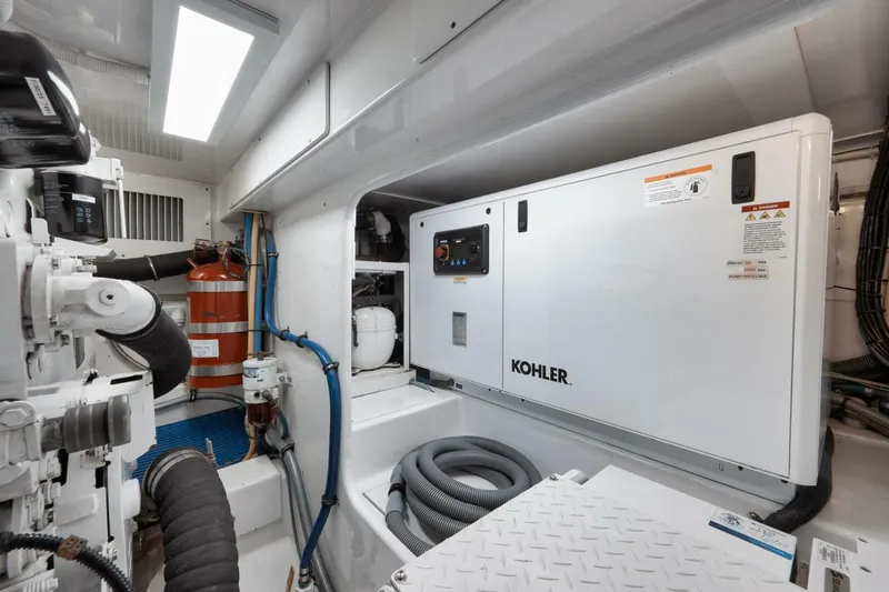 Slide: The Image of Weaver 60 - Pistol - Engine Room 2002 Weaver 60 Convertible - Pistol - 5839314