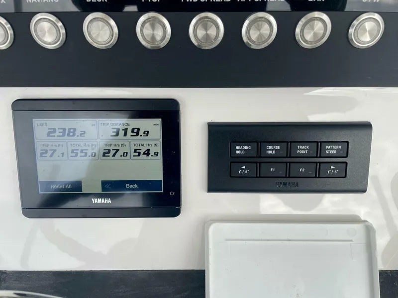 Slide: The Image of Regulator Marine 28FS 2023 - 5839366