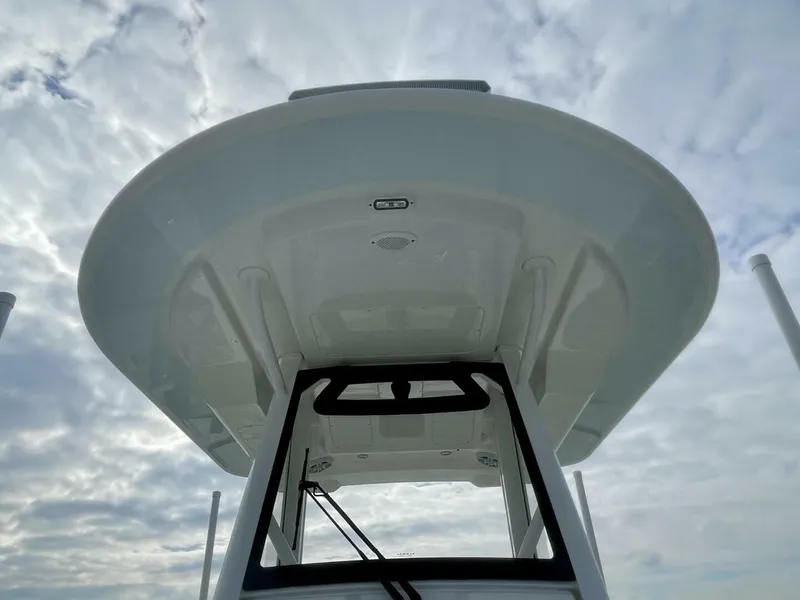 Slide: The Image of Regulator Marine 28FS 2023 - 5839349