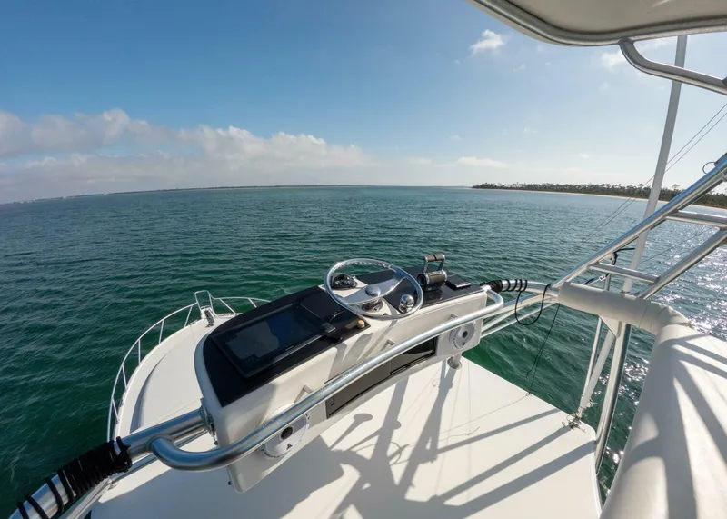 Slide: The Image of 2008 Cabo 40 Express 'Hooker' Tower - 5873965