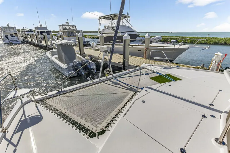 Slide: The Image of Leopard 44 Owners Version 2016 - 5840837