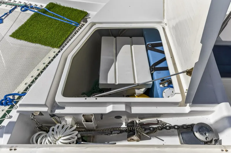 Slide: The Image of Leopard 44 Owners Version 2016 - 5840848