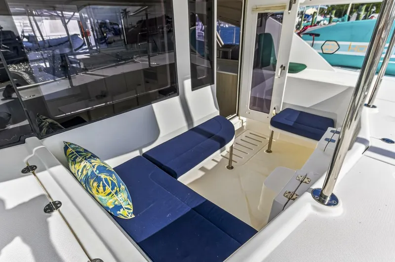 Slide: The Image of Leopard 44 Owners Version 2016 - 5840853