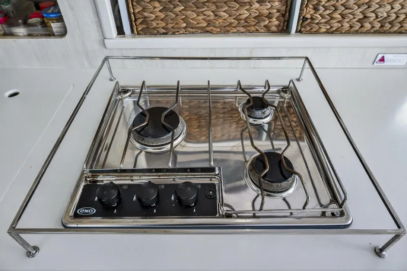 Slide: The Image of Leopard 44 Owners Version 2016 - 5840880