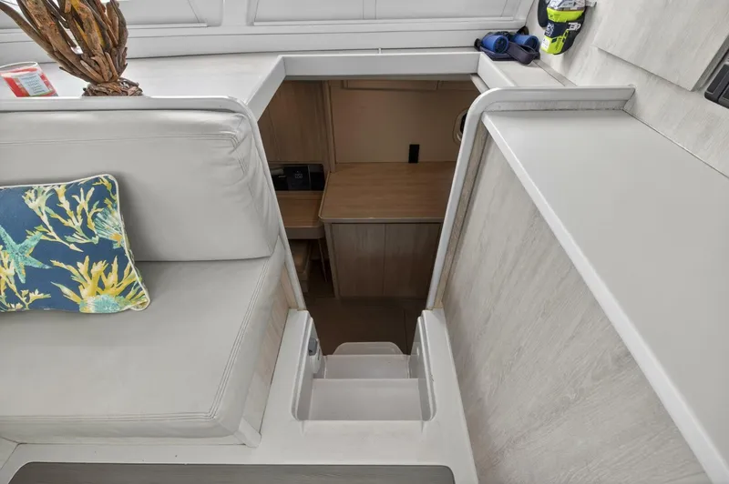 Slide: The Image of Leopard 44 Owners Version 2016 - 5840887