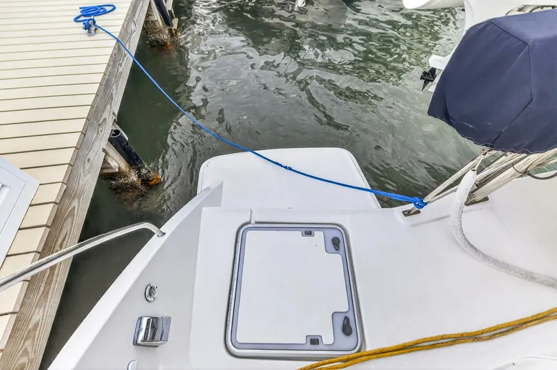 Slide: The Image of Leopard 44 Owners Version 2016 - 5840900