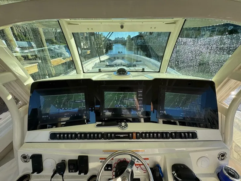 Slide: The Image of HCB 53 Suenos 2016 - 5841036