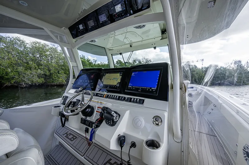 Slide: The Image of HCB 53 Suenos 2016 - 6040965