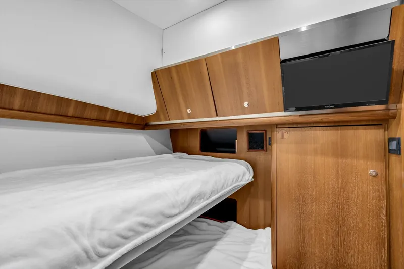 Slide: The Image of Tiara 4200 Open 2006 - 5841160