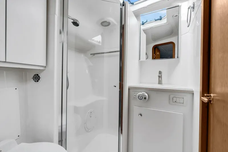 Slide: The Image of Tiara 4200 Open 2006 - 5841180