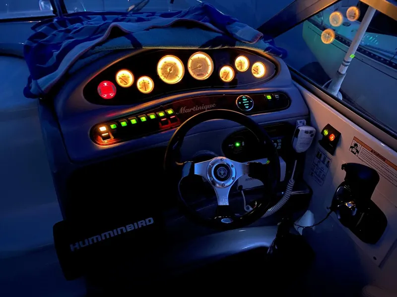 Slide: The Image of Wellcraft Martinique 2600 2002 - 5841487