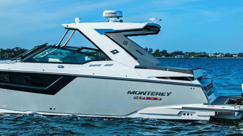 Slide: The Image of 2023 Monterey 385 SS - Profile - 5844400