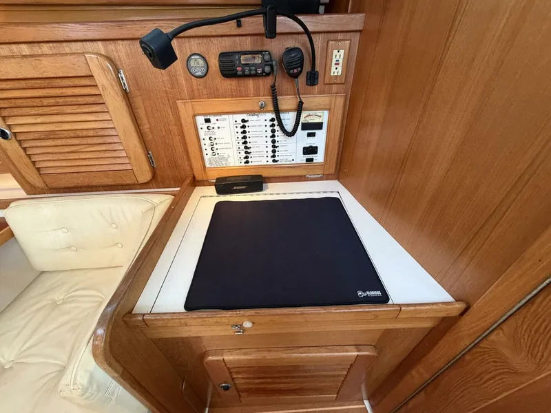 Slide: The Image of Catalina 36 MkII 2001 - 5842580