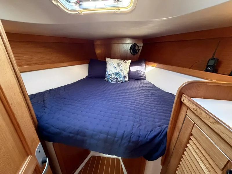 Slide: The Image of Catalina 36 MkII 2001 - 5842592