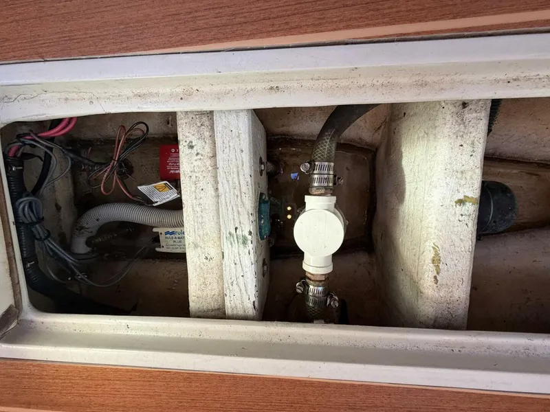 Slide: The Image of Catalina 36 MkII 2001 - 5842611