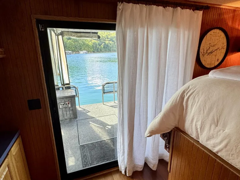 Slide: The Image of Other 16 x 74WB Houseboat 1996 - 5843683