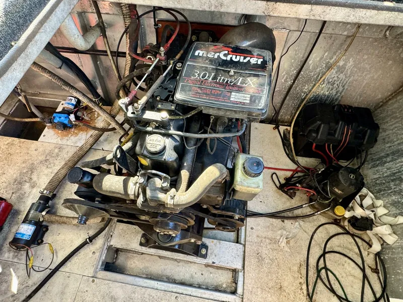 Slide: The Image of Other 16 x 74WB Houseboat 1996 - 5843698