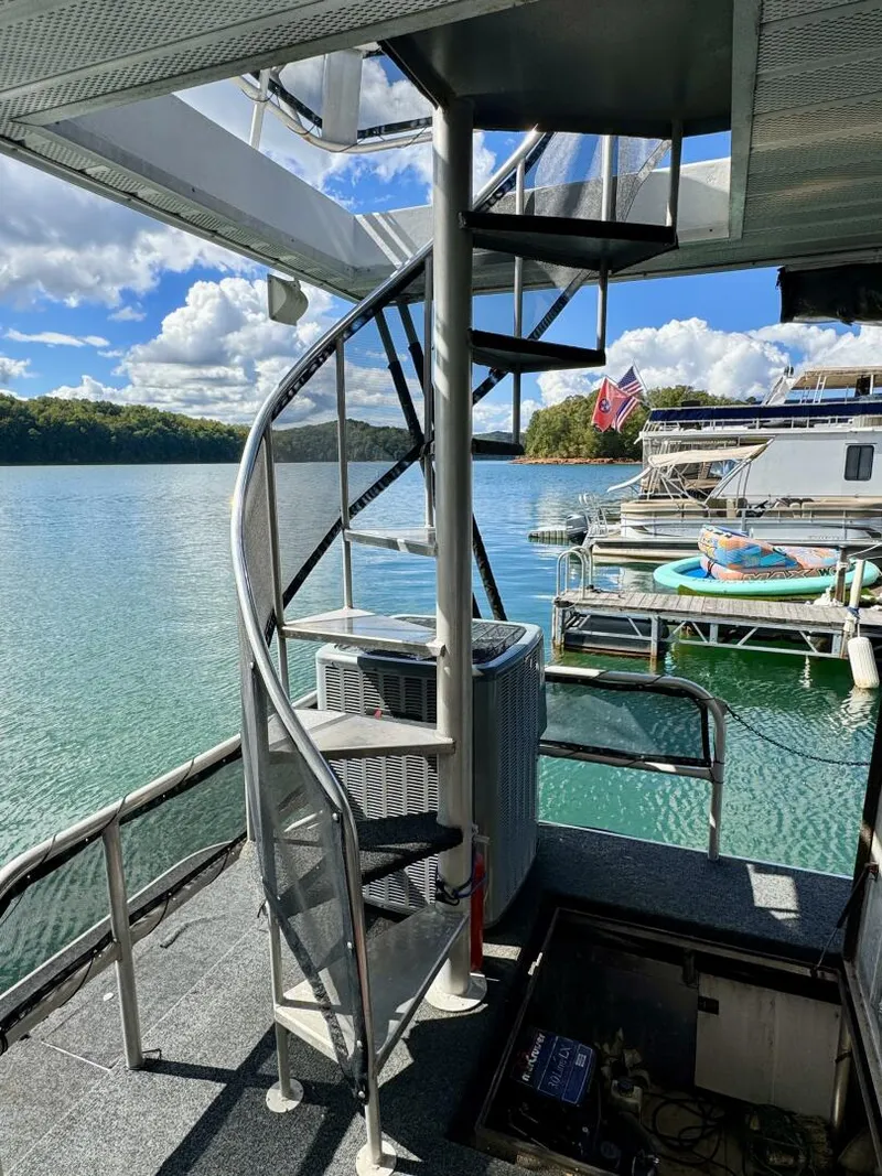 Slide: The Image of Other 16 x 74WB Houseboat 1996 - 5843760