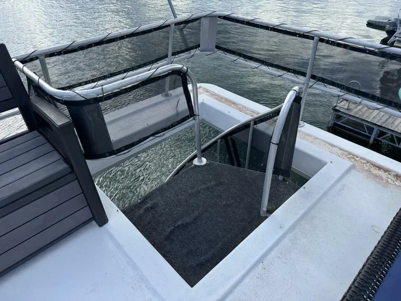 Slide: The Image of Other 16 x 74WB Houseboat 1996 - 5843761