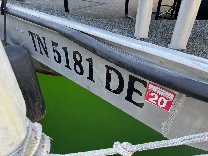 Slide: The Image of Other 16 x 74WB Houseboat 1996 - 5843803