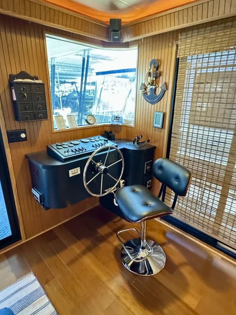 Slide: The Image of Other 16 x 74WB Houseboat 1996 - 5843539