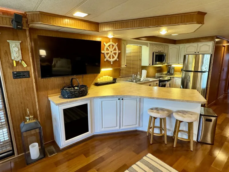 Slide: The Image of Other 16 x 74WB Houseboat 1996 - 5843552