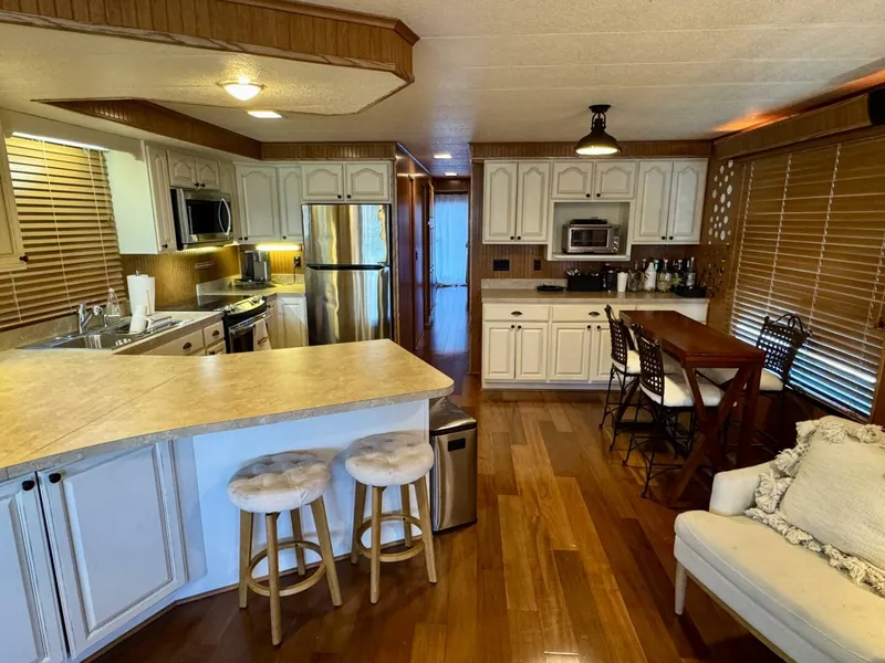 Slide: The Image of Other 16 x 74WB Houseboat 1996 - 5843559