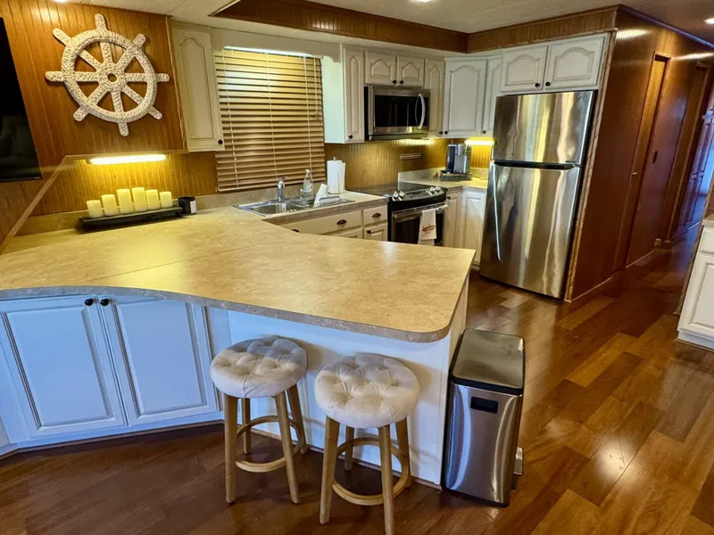 Slide: The Image of Other 16 x 74WB Houseboat 1996 - 5843574